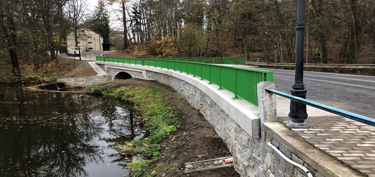 Most, Kamenice nad Lipou - Výstavba ciest a mostov Most, Kamenice nad Lipou - Výstavba ciest a mostov