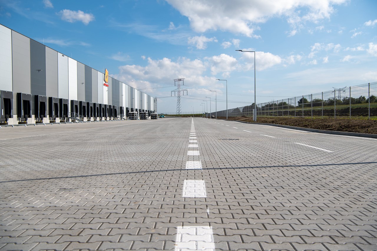Logistický park Triblavina - spevnené plochy - Výstavba ciest a mostov Logistický park Triblavina - spevnené plochy - Výstavba ciest a mostov