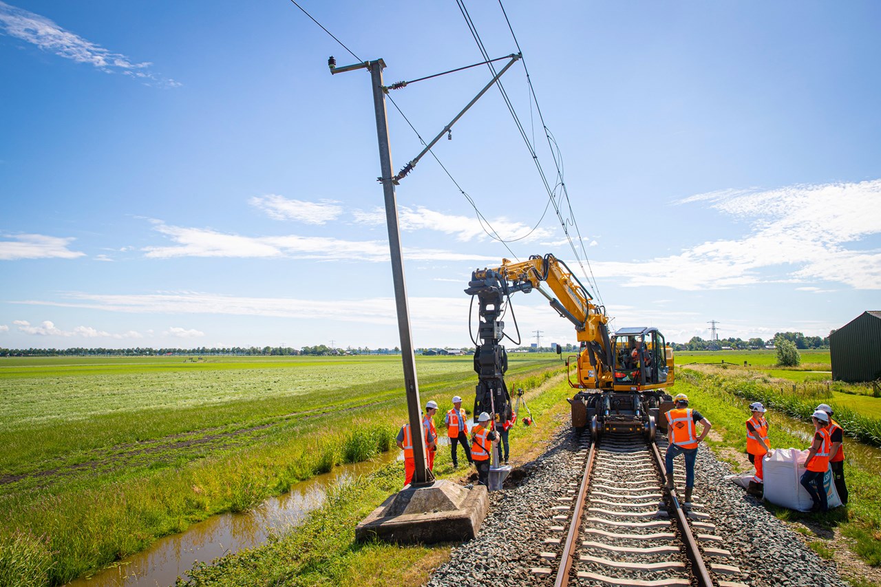 Vernieuwde fundamenten, Heerhugowaard-Enkhuizen - Železničné stavby Vernieuwde fundamenten, Heerhugowaard-Enkhuizen - Železničné stavby