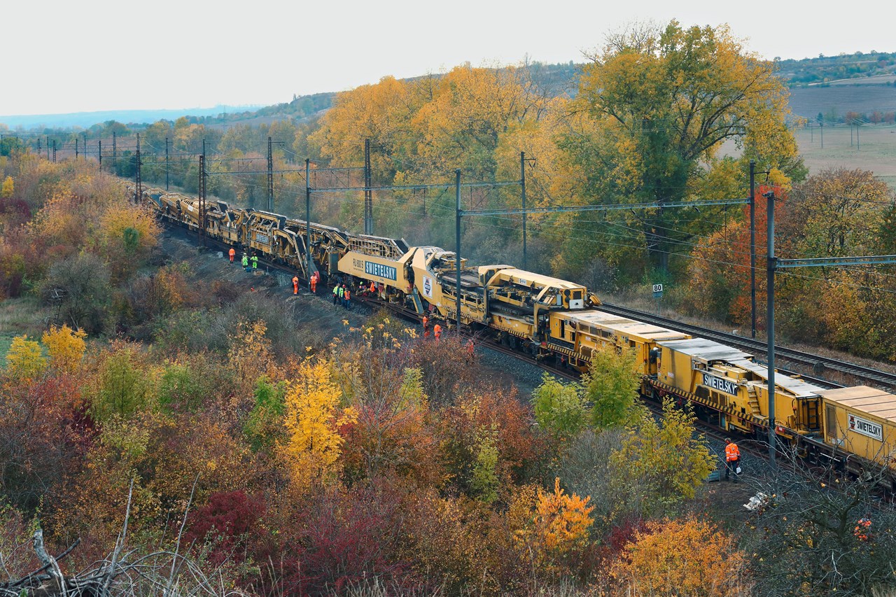 Stavební práce na železniční trati (RU 800S), Obrnice - Čížkovice - Železničné stavby Stavební práce na železniční trati (RU 800S), Obrnice - Čížkovice - Železničné stavby