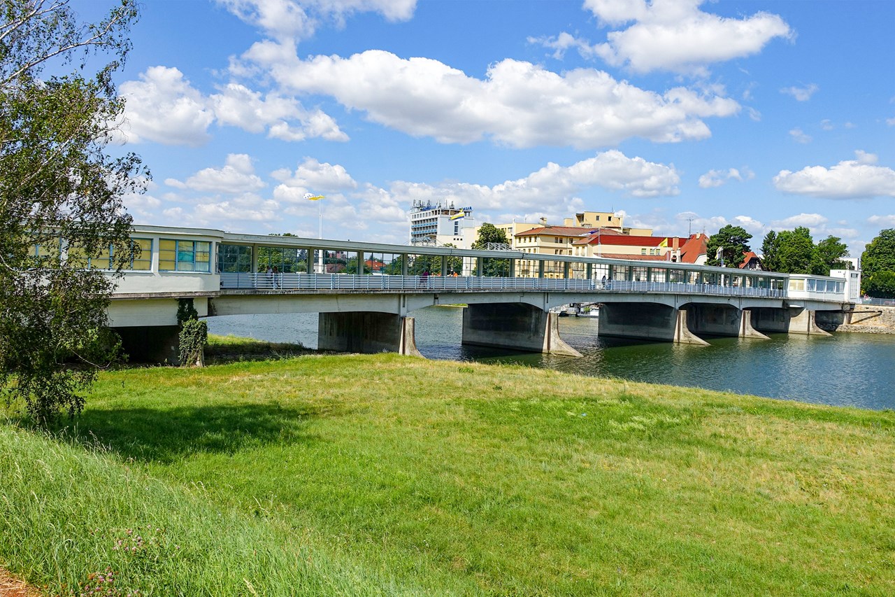 Výstavba mostov Kolonádový most, Piestany - Výstavba ciest a mostov Výstavba mostov Kolonádový most, Piestany - Výstavba ciest a mostov