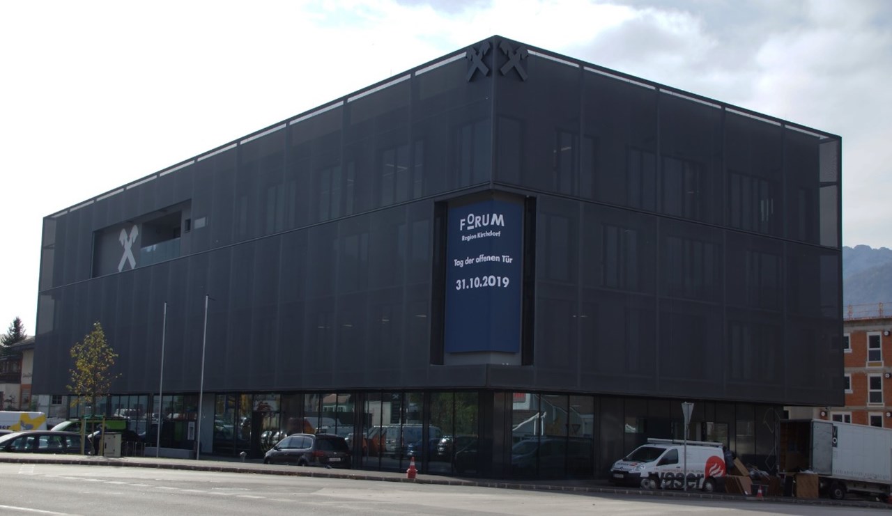 Bankgebäude, Raiffeisenbank, Kirchdorf - Pozemné stavby Bankgebäude, Raiffeisenbank, Kirchdorf - Pozemné stavby